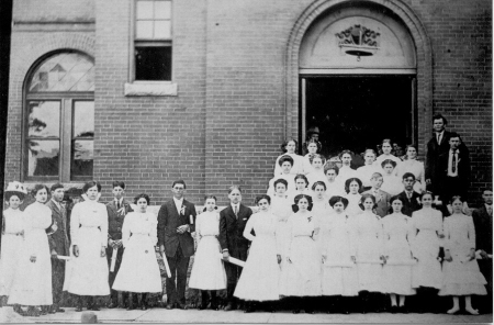 May 14, 1910 graduation class 